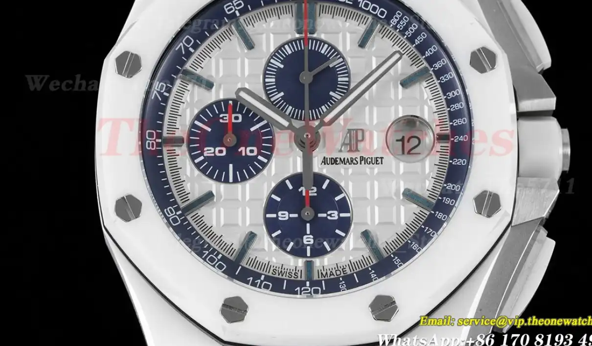 Royal Oak Offshore 44mm Ceramic RU White Stk APF A3126