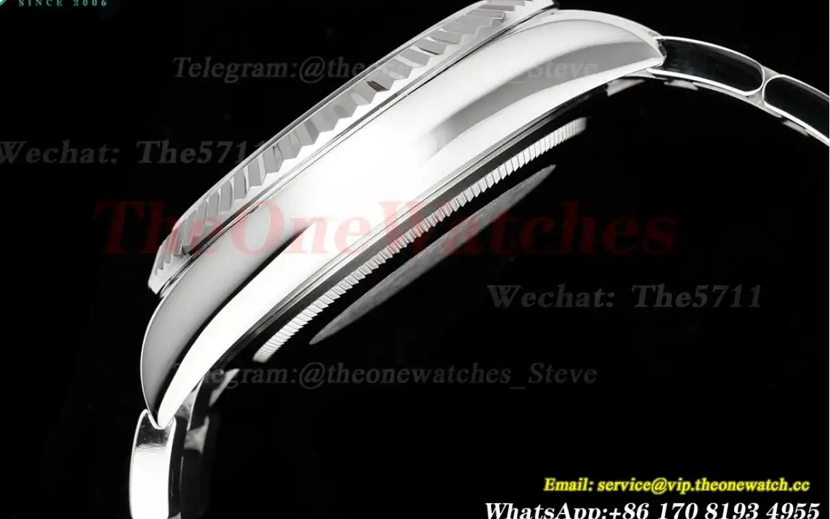 SkyDweller 326934 42mm Oys SS SS White Dial ZF A2824