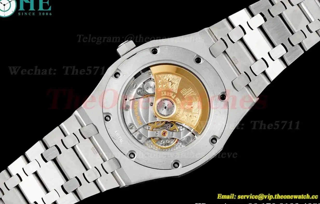 Royal Oak 15400 SS SS White ZF V2 A3120 Super Clone