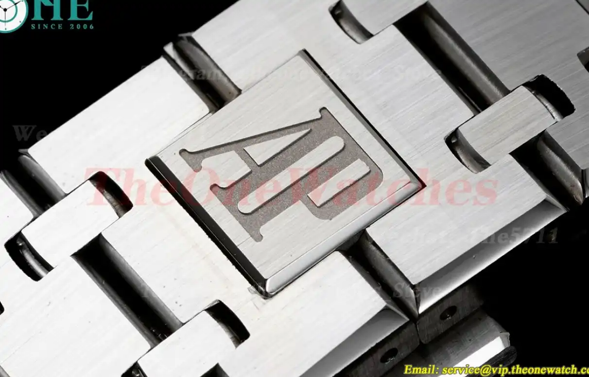 Royal Oak 15400 SS SS White ZF V2 A3120 Super Clone