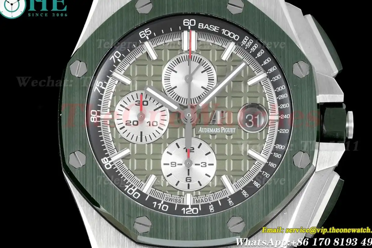 Royal Oak Offshore 44mm SS RU Green Stk APF A3126