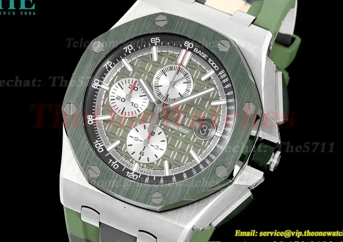 Royal Oak Offshore 44mm SS RU Green Stk APF A3126