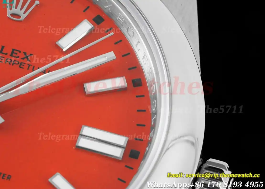 Oyster Perpetual 124300 41mm SS SS Red Dial OWF VR3230