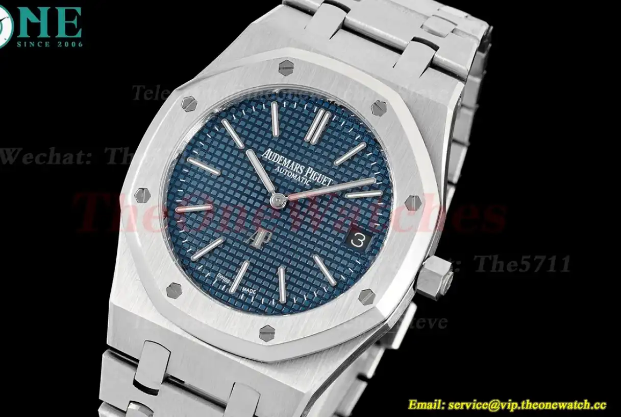 Royal Oak Jumbo Extra Thin 15202 SS SS Blue XF V2 A2121