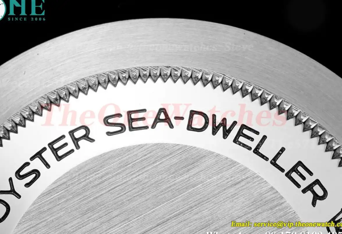 Seadweller 126603 43mm SS YG Black Dot CSF VR3235