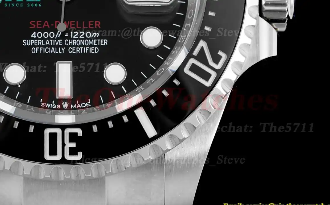 Seadweller 126600 43mm SS SS Black Dot CSF VR3235