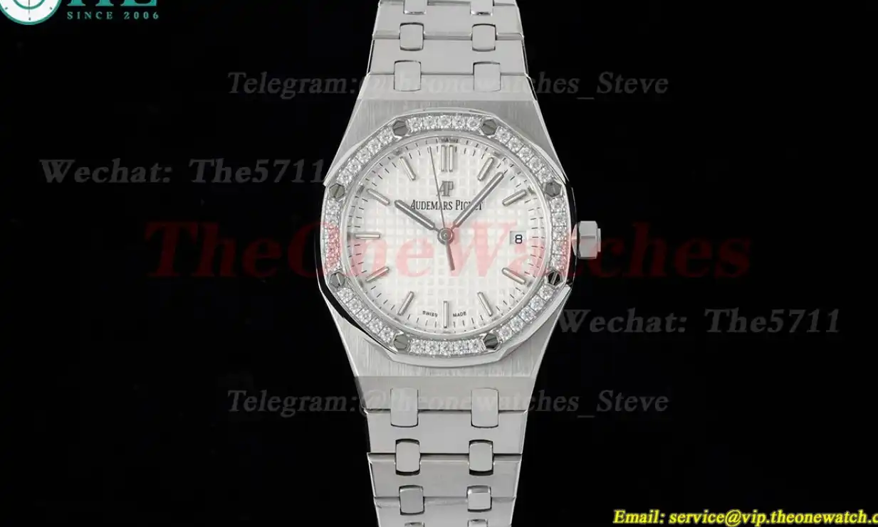 Royal Oak 77351 Ladies 34mm SS SS White Diamonds 8F A5800