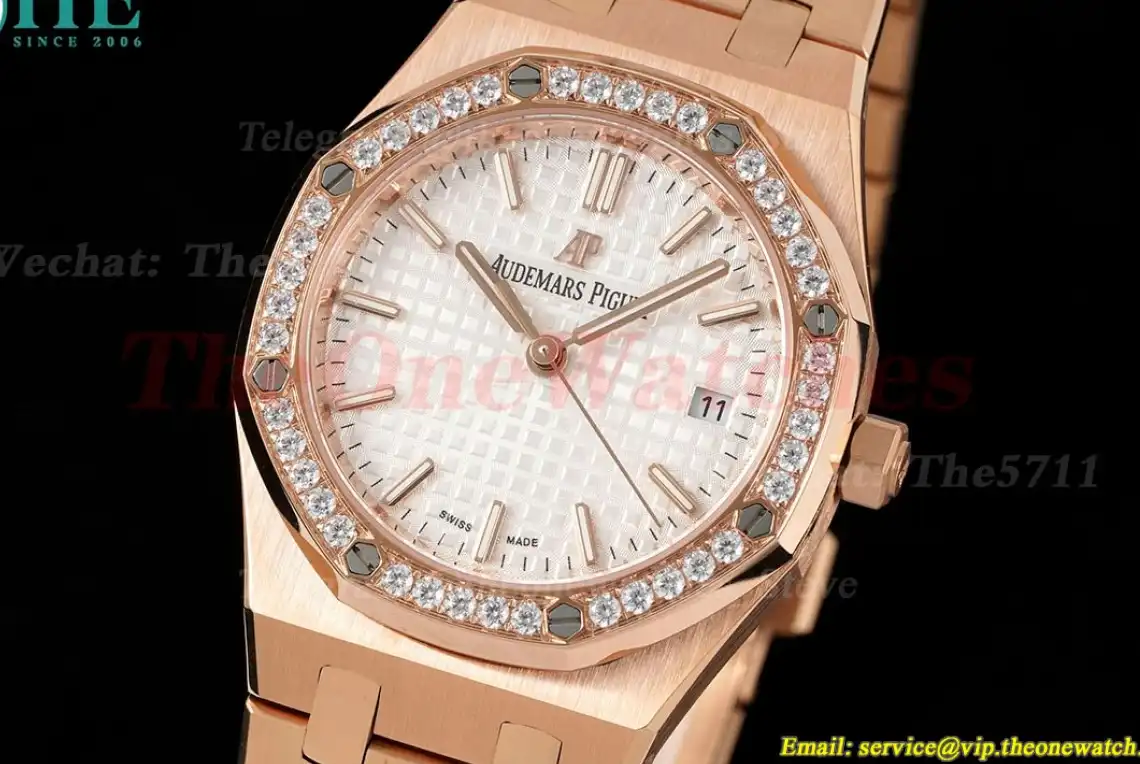 Royal Oak 77351 Ladies 34mm RG RG White Diamonds 8F A5800