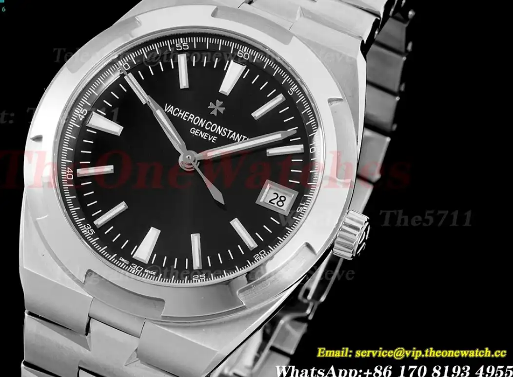 Overseas 4500V 41mm SS SS Black Dial 8F A5100