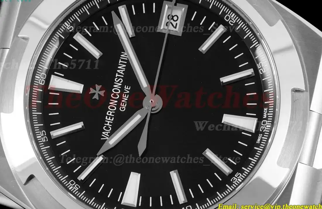 Overseas 4500V 41mm SS SS Black Dial 8F A5100