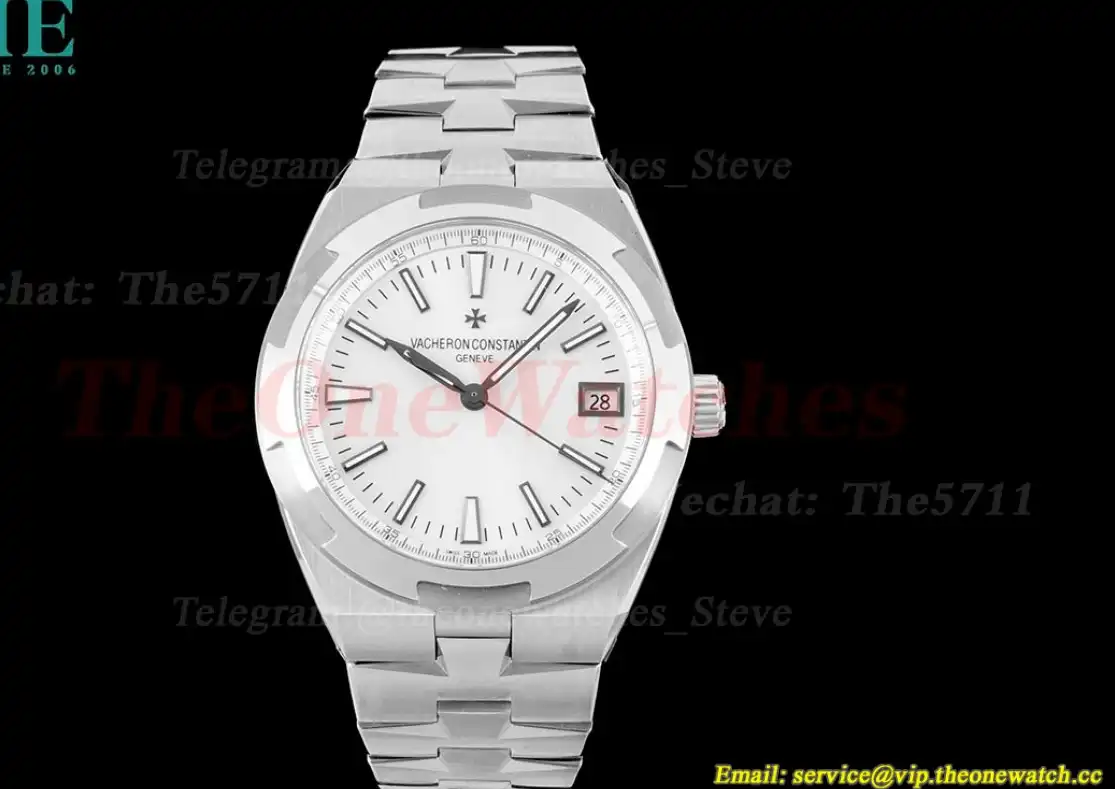 Overseas 4500V 41mm SS SS White Dial 8F A5100