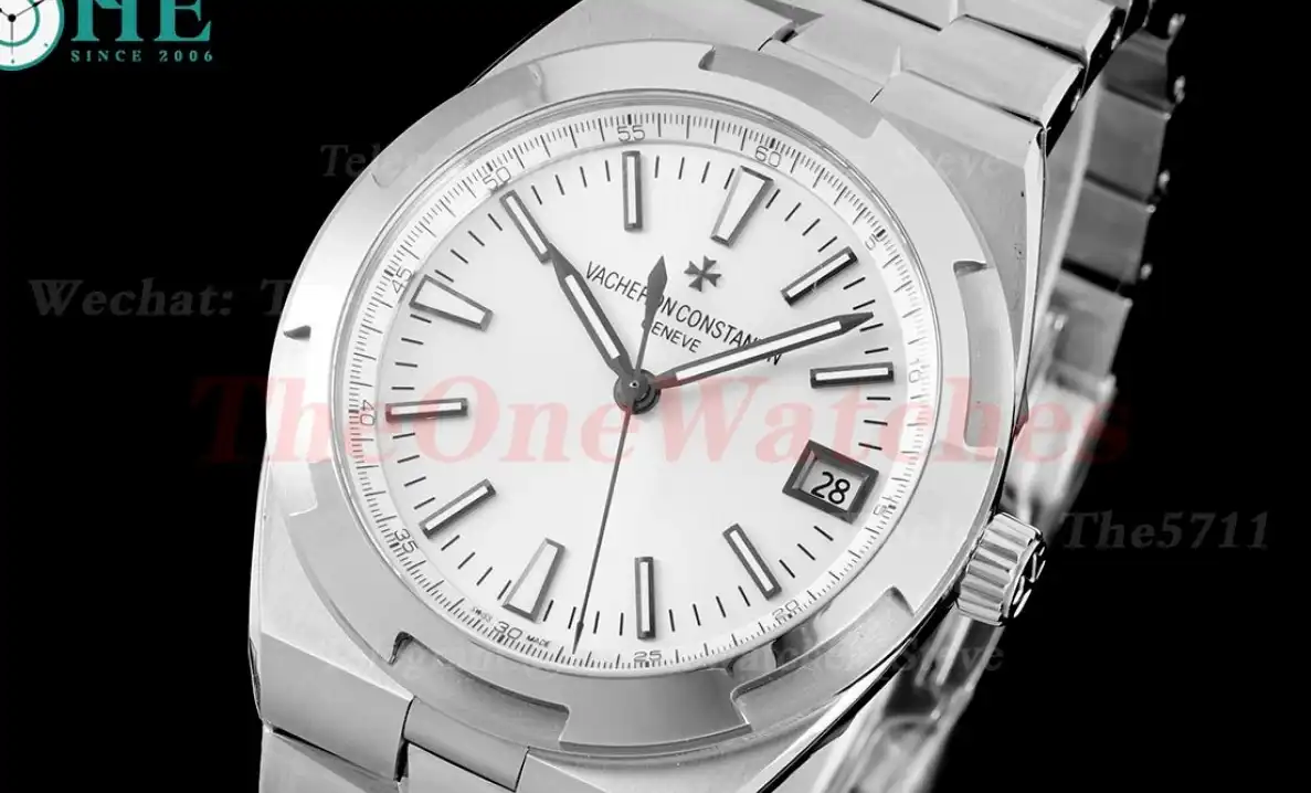 Overseas 4500V 41mm SS SS White Dial 8F A5100