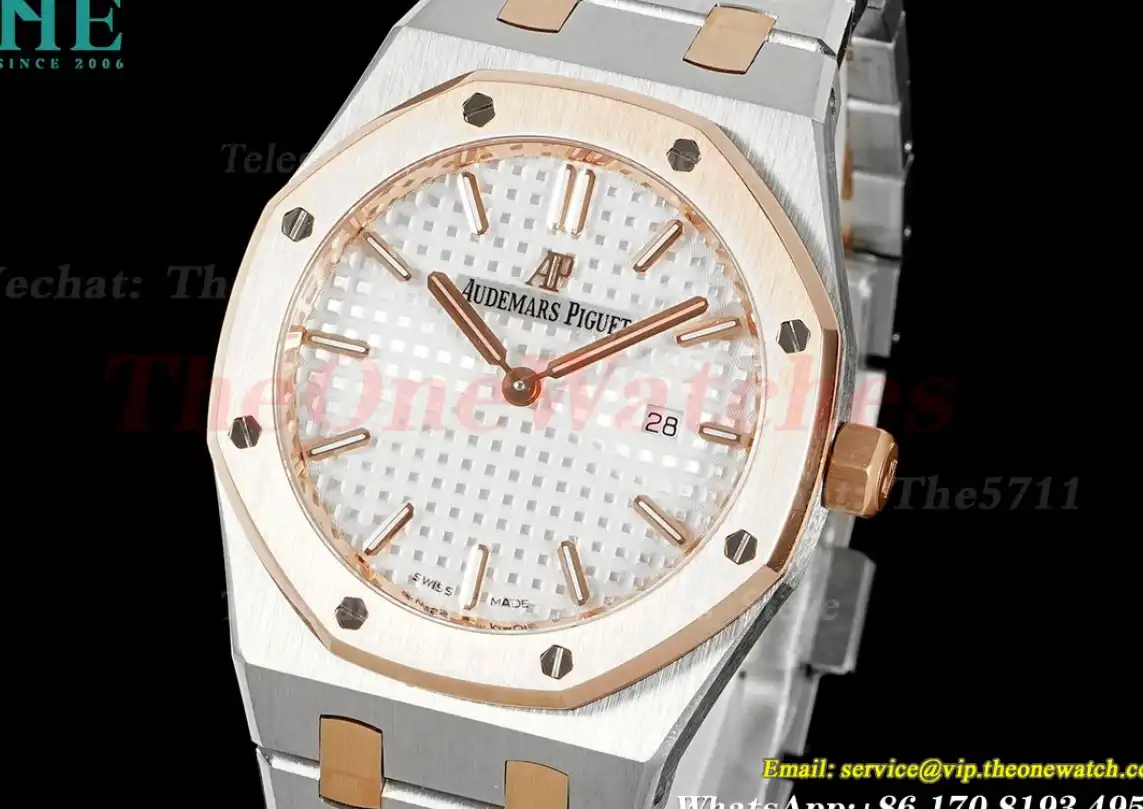 Royal Oak Ladies 67650 33mm RG SS White ZF Swiss Qtz