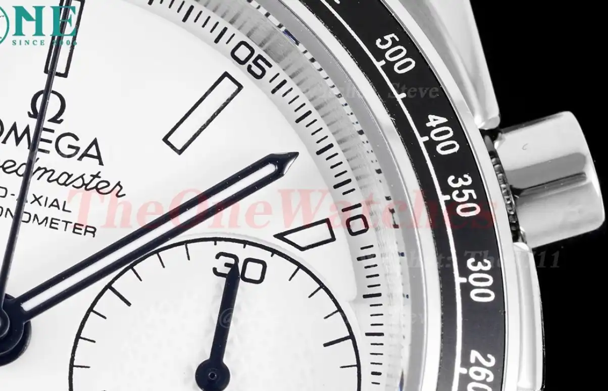 Speedmaster Racing Master 40mm SS SS White Dial HKF A7750