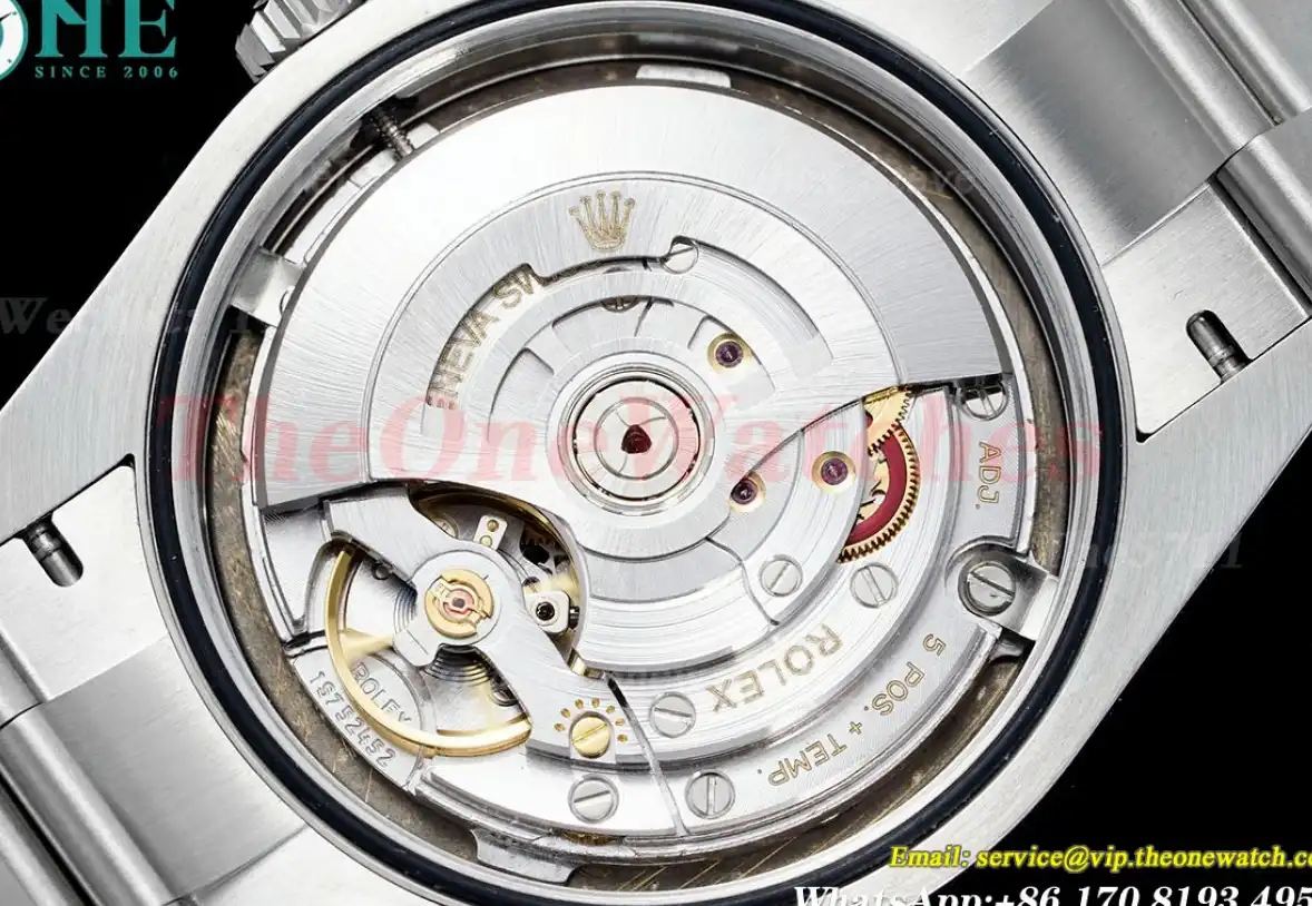 Oyster Perpetual 124300 41mm SS SS Red Stk APF VR3230