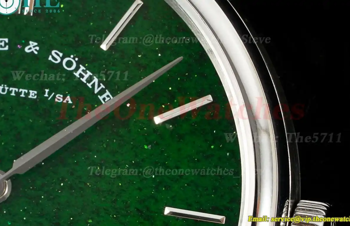 Saxonia Thin 39mm SS LE Green Dial F8F A2892