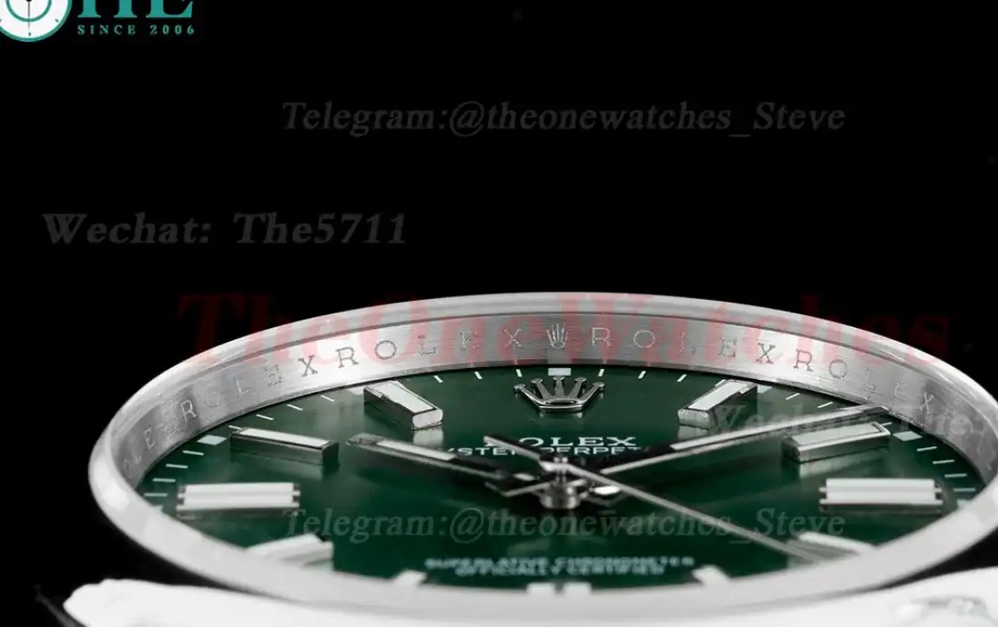 Oyster Perpetual 124300 41mm SS SS Green Stk JDF VR3230