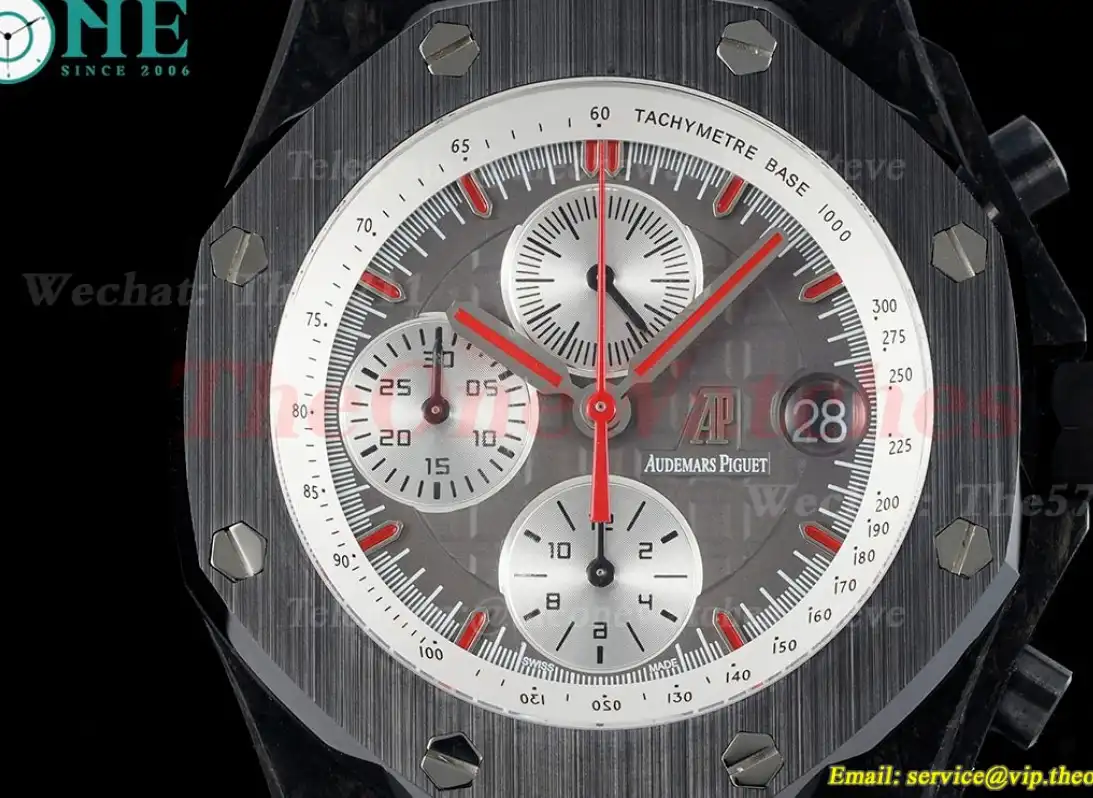 Royal Oak Offshore 42mm Cer RU Grey Red APF A3126