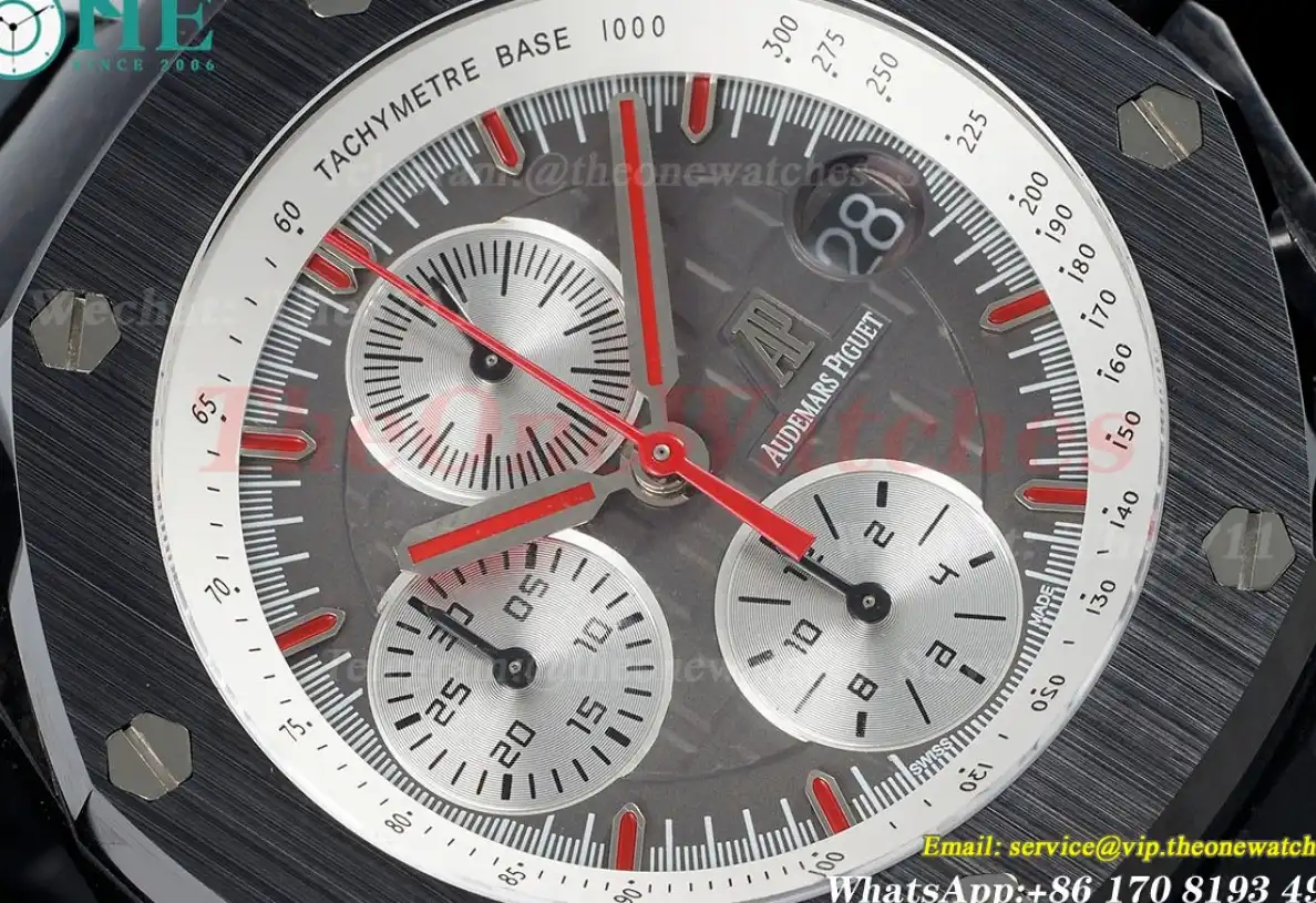 Royal Oak Offshore 42mm Cer RU Grey Red APF A3126