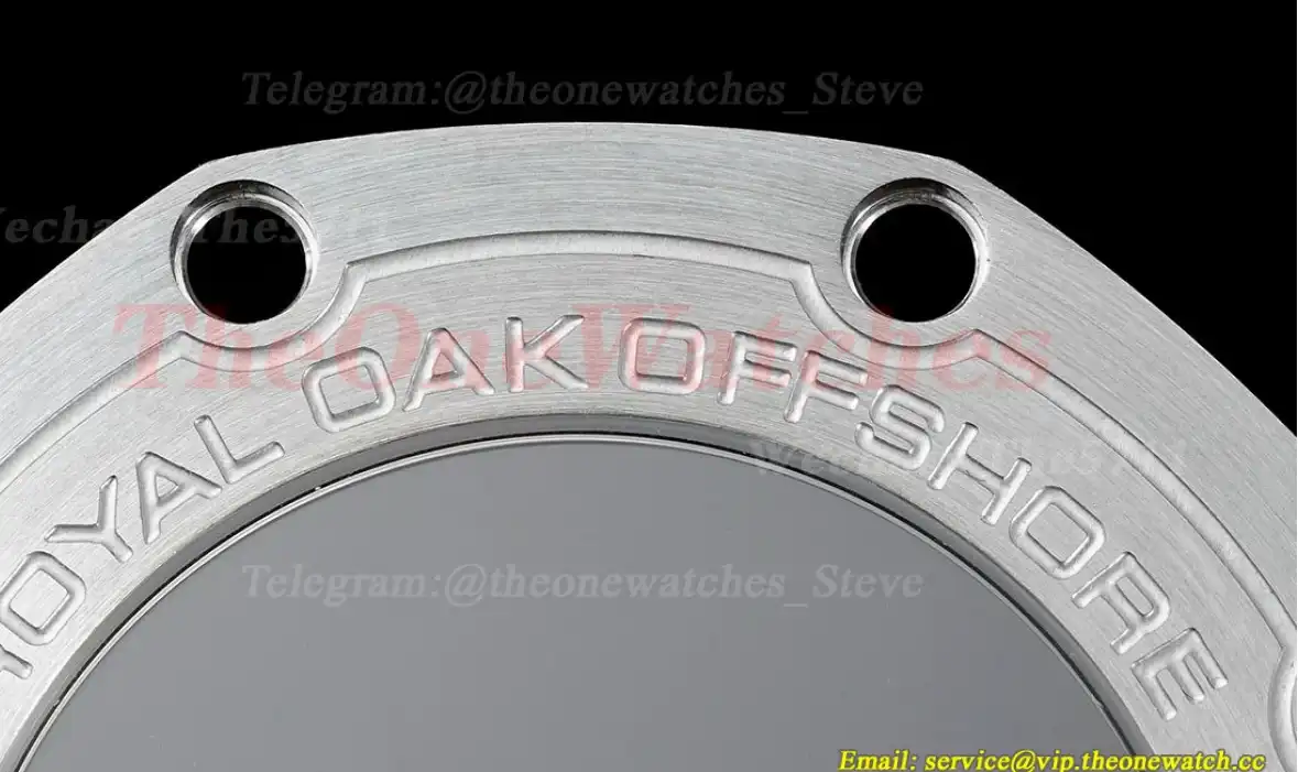 Royal Oak Offshore 42mm Cer RU Grey Red APF A3126