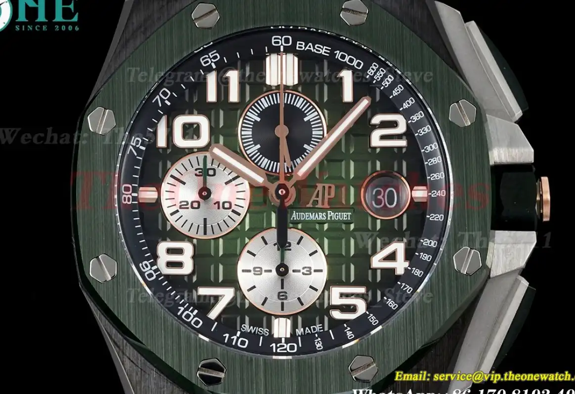 Royal Oak Offshore 44mm Ceramic RU Green Num APF A3126