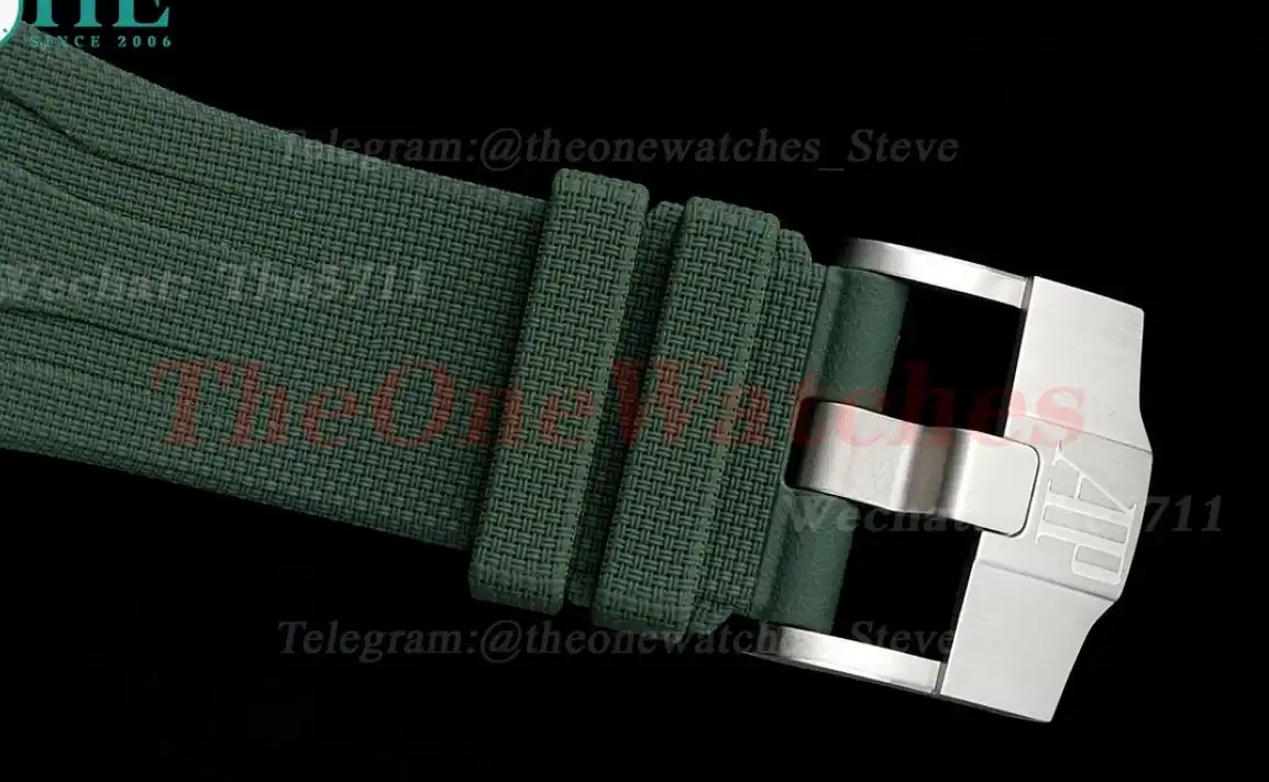 Royal Oak Offshore 44mm Ceramic RU Green Num APF A3126