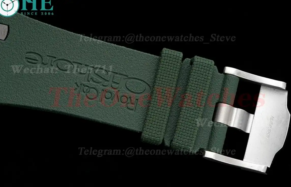 Royal Oak Offshore 44mm Ceramic RU Green Num APF A3126