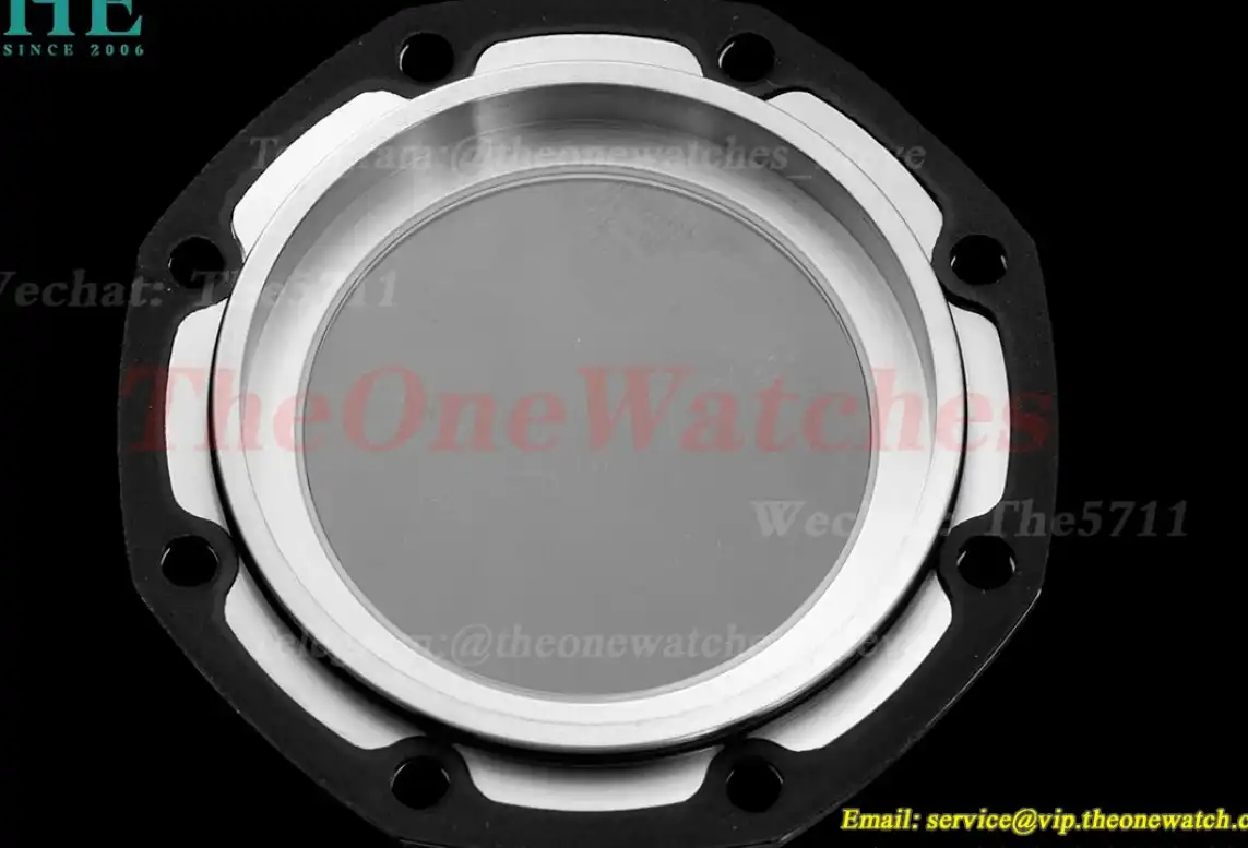 Royal Oak Offshore 44mm SS RU White Stk RSF A3126