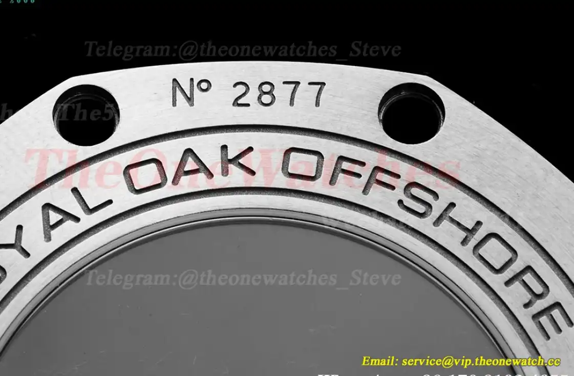 Royal Oak Offshore 44mm CER RU Blk Stk RSF A3126