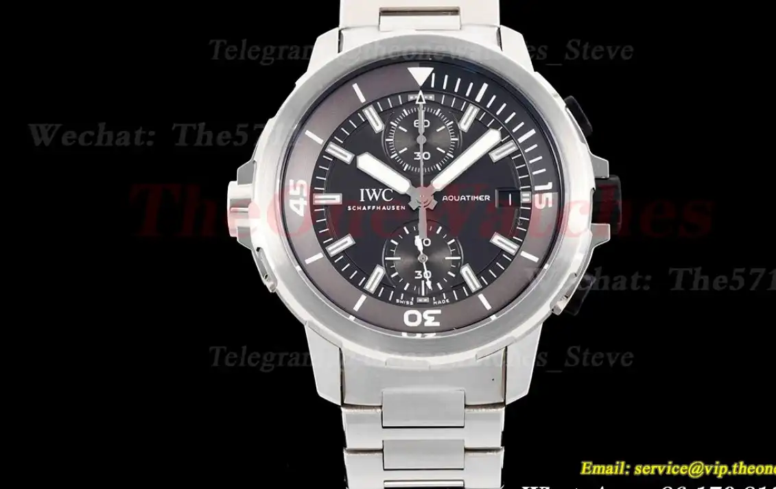 Aquatimer Chronograph Sharks 45mm SS SS Grey Dial V6SF A7750