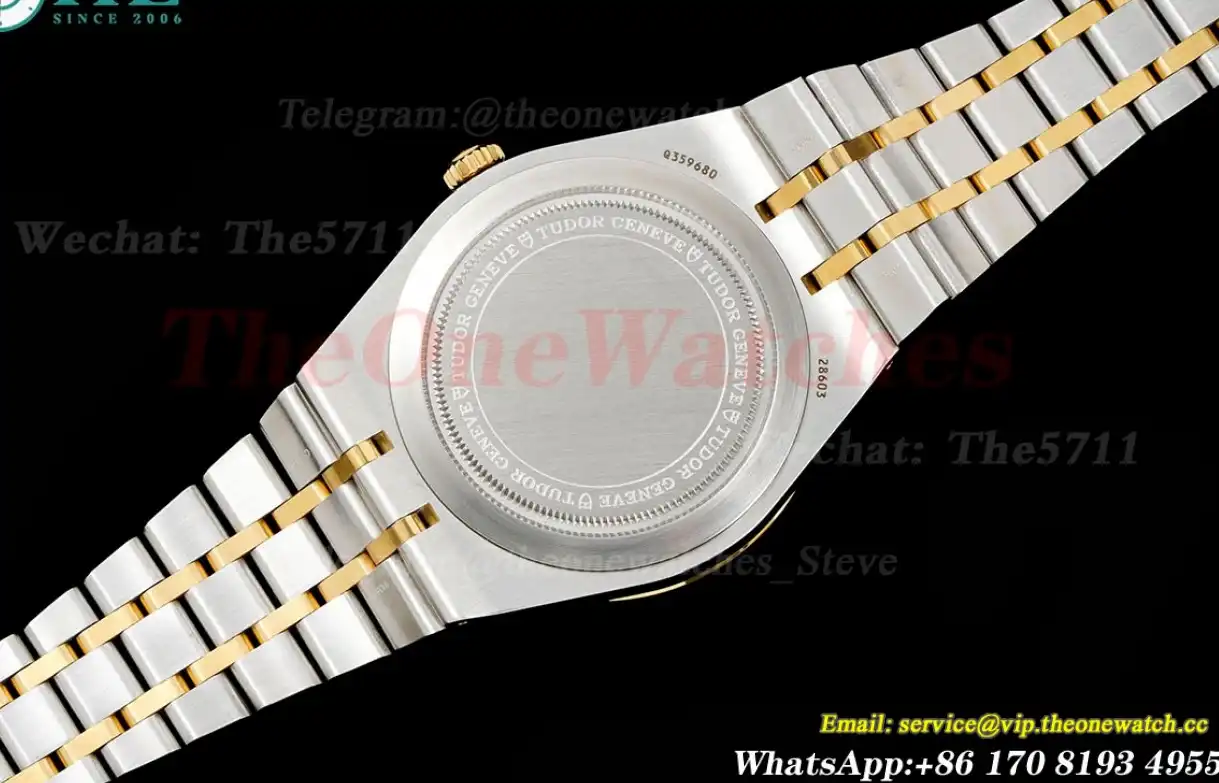 Royal Day-Date 41mm SS YG Silver Rmn V7F A2824