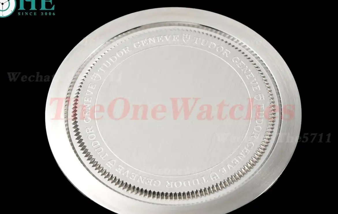 Royal Day-Date 41mm SS YG Silver Rmn V7F A2824