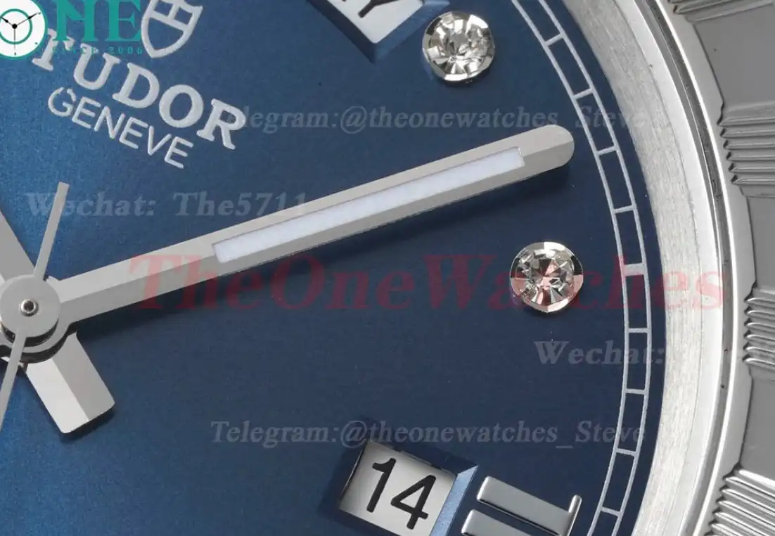 Royal Day-Date 41mm SS SS Blue Dia V7F A2824