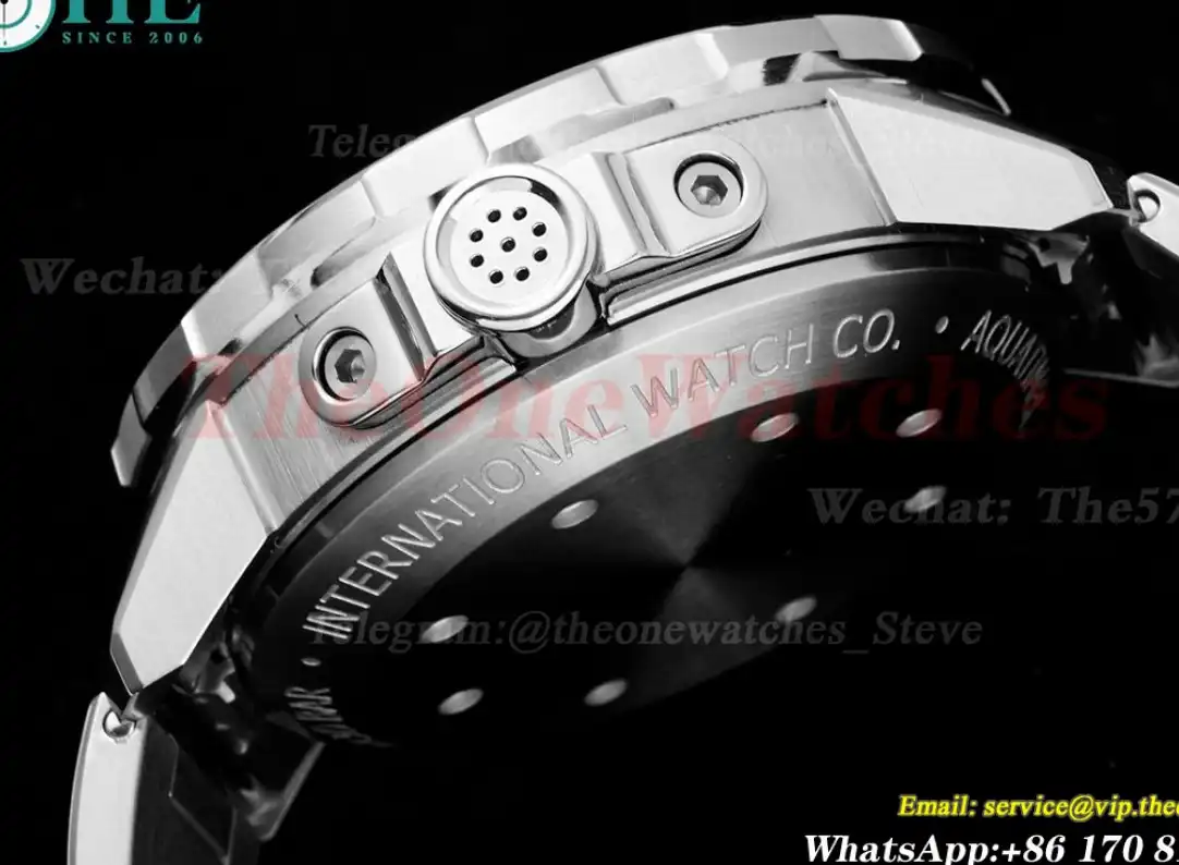 Aquatimer Chronograph 45mm SS SS Black Dial V6SF A7750