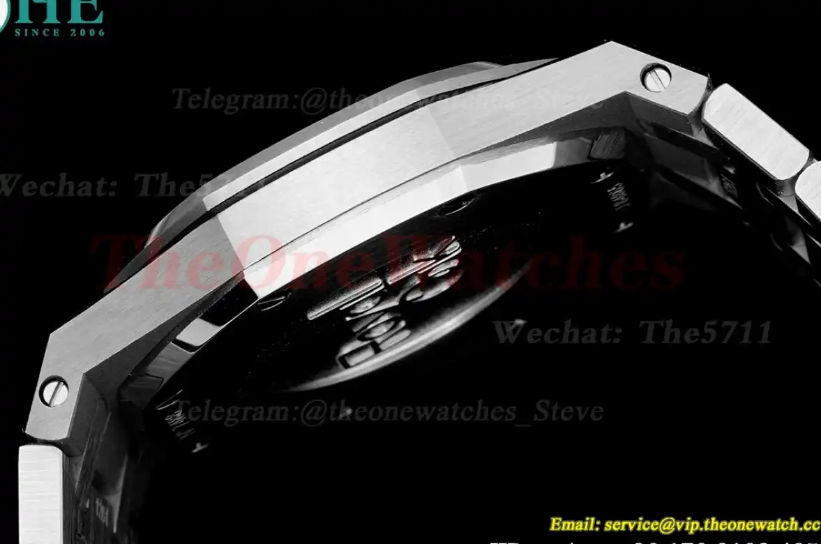 Royal Oak Ladies 33mm SS SS Black Stk JJF Swiss Qtz