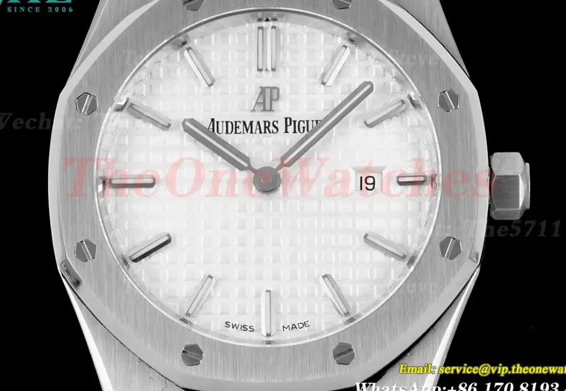 Royal Oak Ladies 33mm SS SS White Stk JJF Swiss Qtz