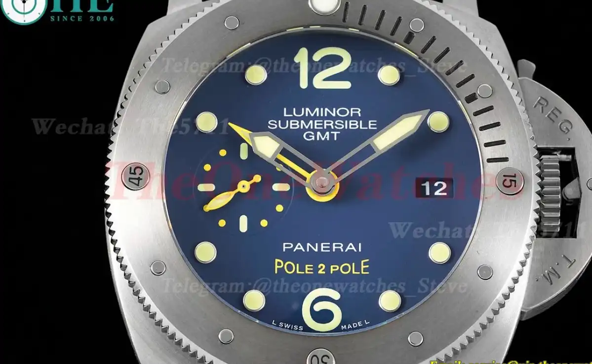 PAM719 Submersible 1950 GMT 47MM TI RU Blue VSF P9001