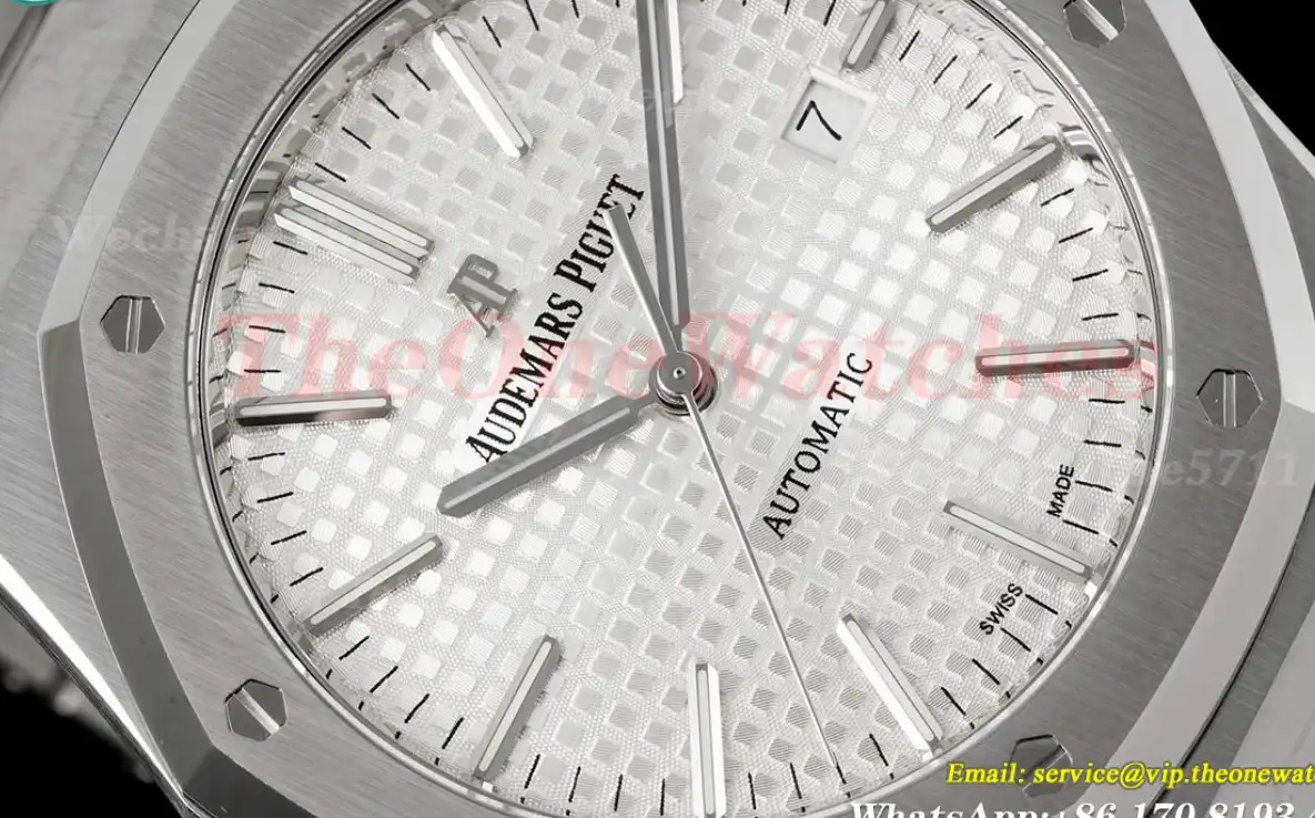 Royal Oak 15400 SS SS White ZF V2 A3120 Super Clone