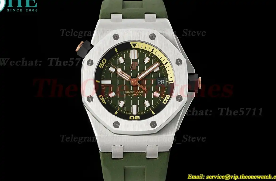 Royal Oak Offshore Diver 15720 42mm SS RU Green Stk IPF A4308