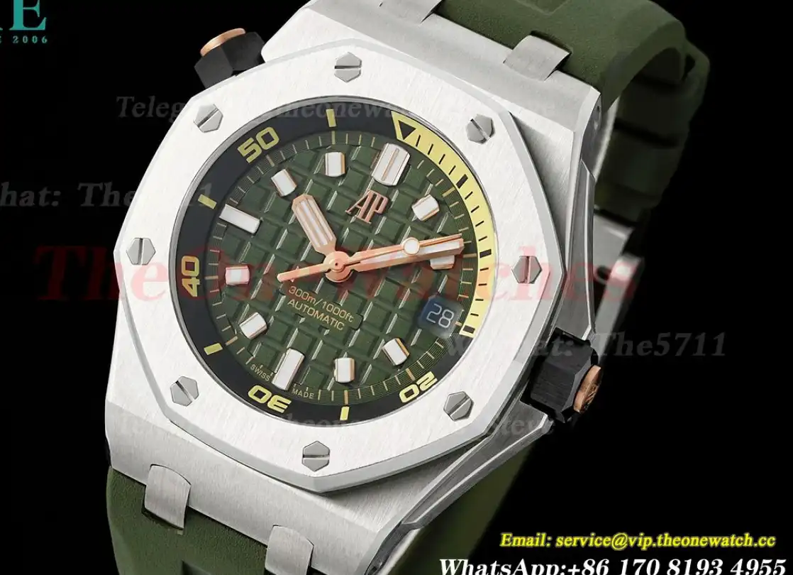 Royal Oak Offshore Diver 15720 42mm SS RU Green Stk IPF A4308