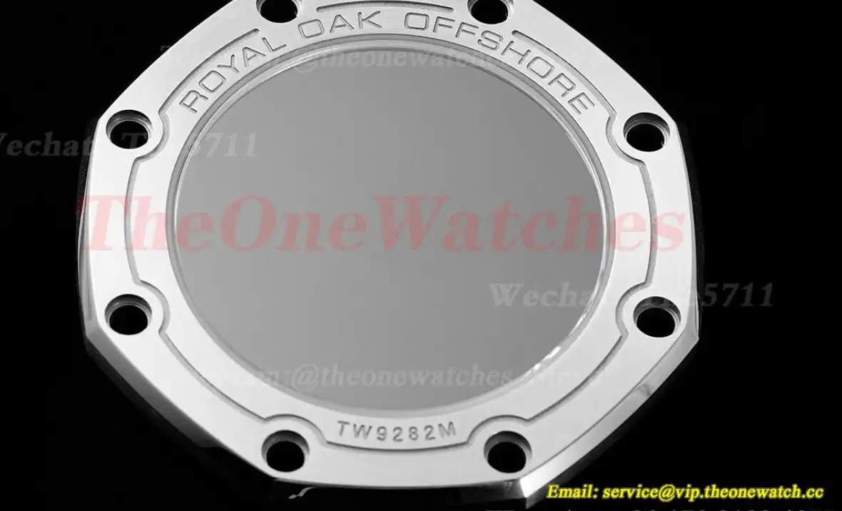 Royal Oak Offshore Diver 15720 42mm SS RU Green Stk IPF A4308