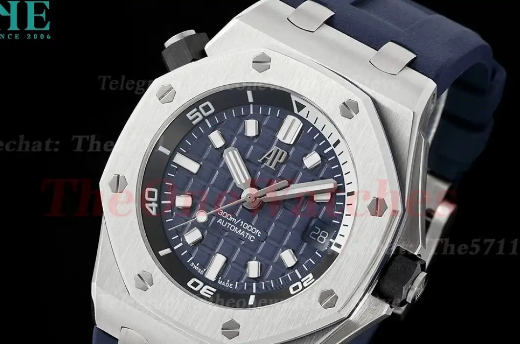 Royal Oak Offshore Diver 15720 42mm SS RU Blue Stk IPF A4308