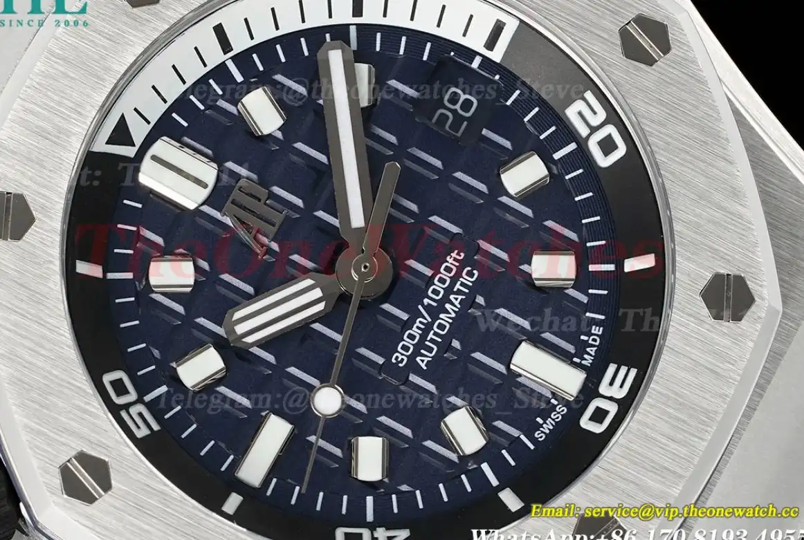 Royal Oak Offshore Diver 15720 42mm SS RU Blue Stk IPF A4308