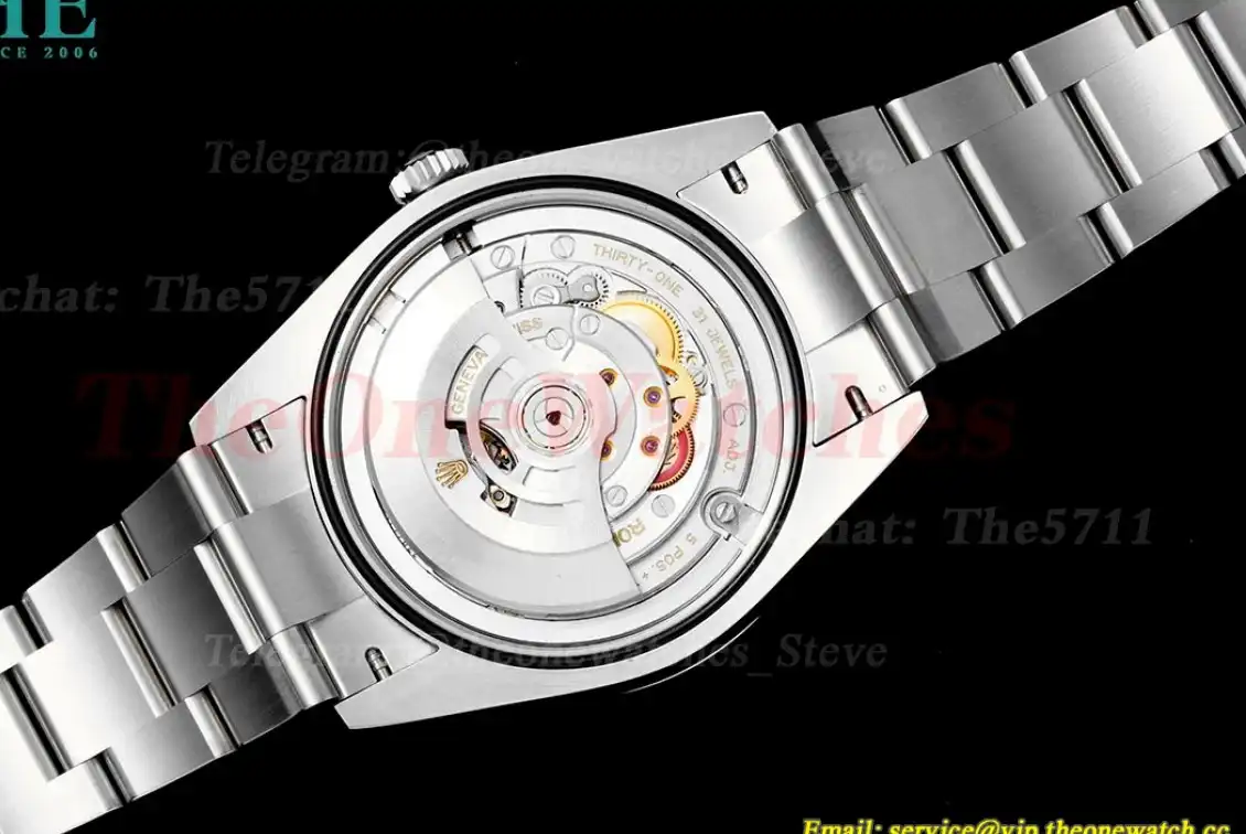 Oyster Perpetual 124300 41mm SS SS Red Stk King VR3230