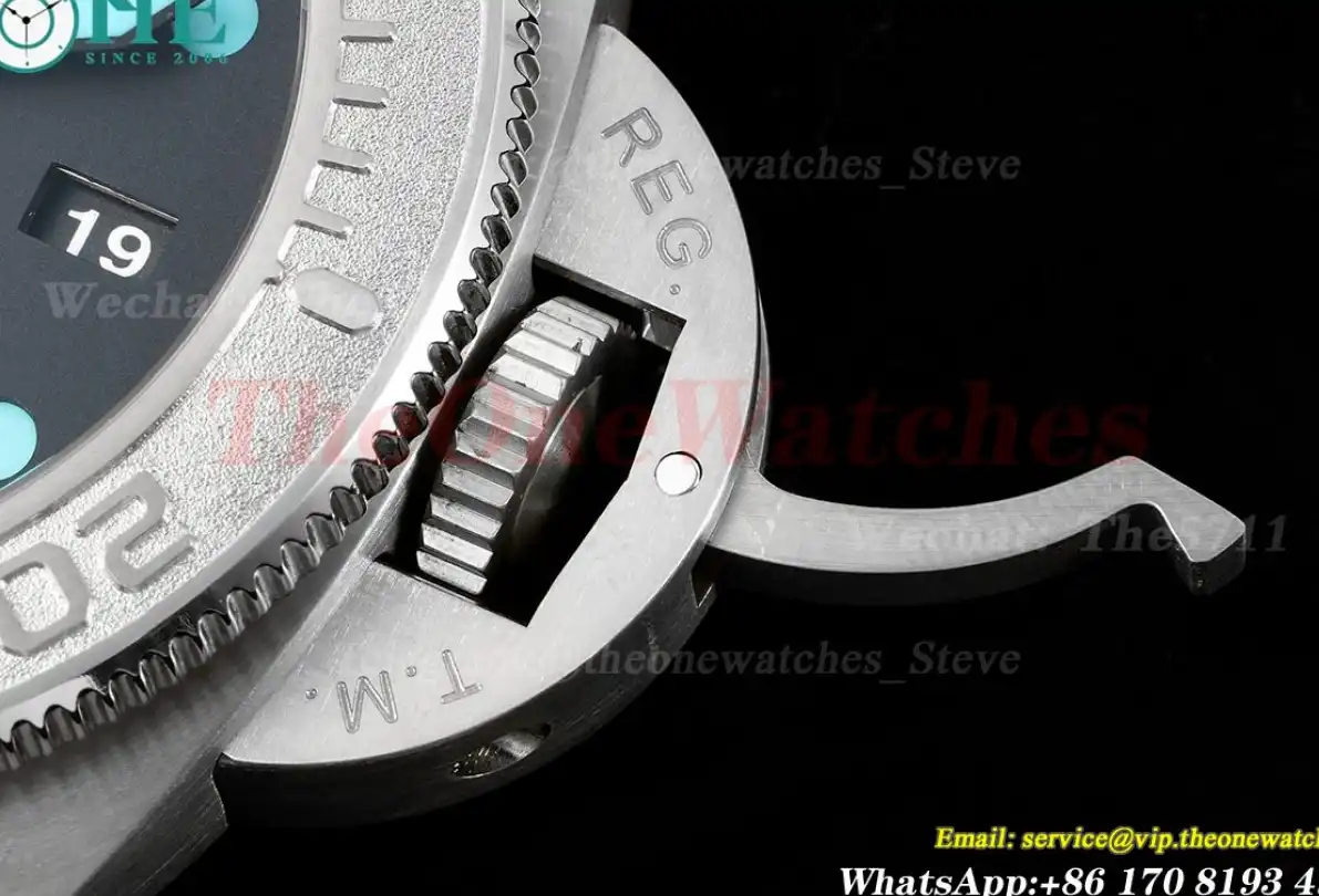 Submersible PAM985 Mike Horn 47mm TI NY Black Dial VSF P9010