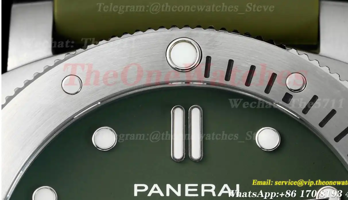 Submersible PAM1055 Verde Milit 42mm SS RU Green VSF P900