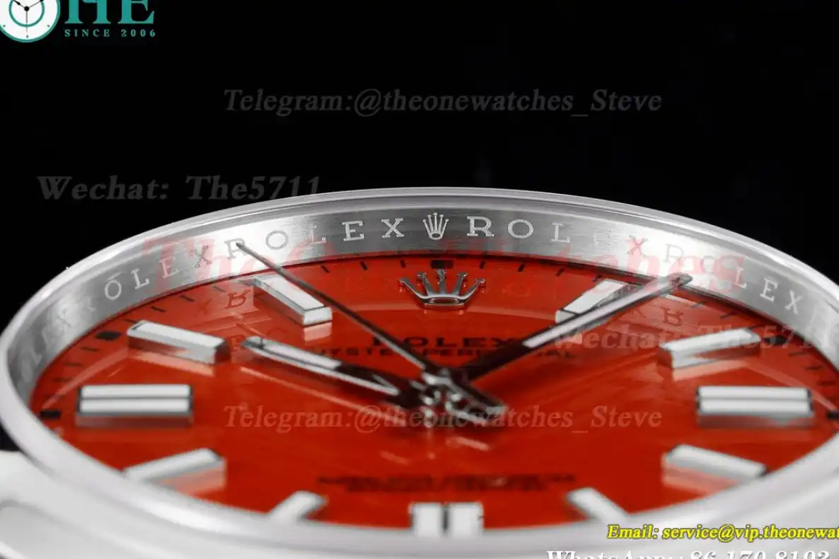 Oyster Perpetual 124300 41mm SS SS Red Stk King VR3230