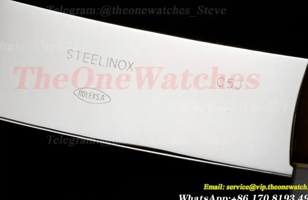 SkyDweller 326933 42mm Oyster SS YG White Stk FNF A9001