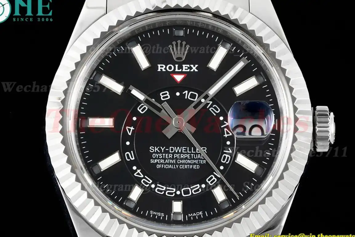 SkyDweller 326934 42mm SS SS Black Stk FNF A9001