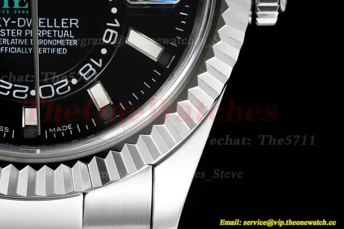 SkyDweller 326934 42mm SS SS Black Stk FNF A9001